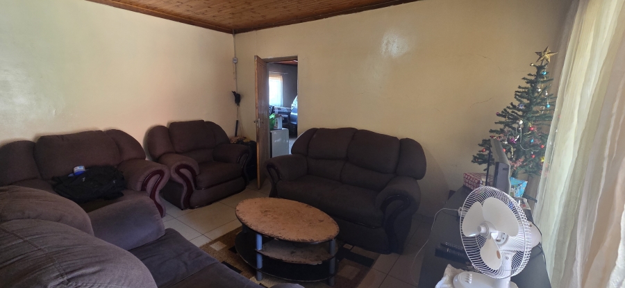 3 Bedroom Property for Sale in Tlhageng Northern Cape